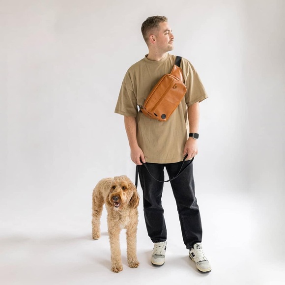 The Pack Tush Baby Bag - Picture 3 of 16